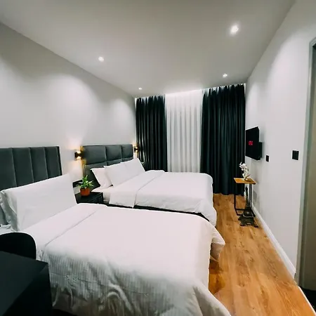 Imperator 4* ティラナ